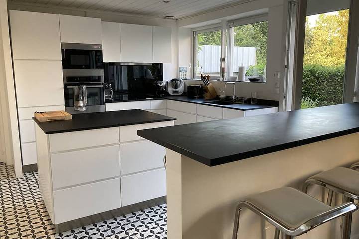 Ferienhaus für 8 Personen, mit Terrasse und Garten - 1