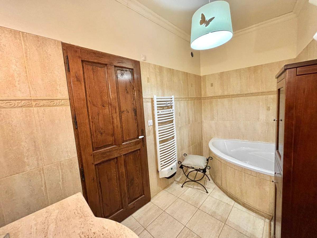 Entire apartment, Appartement 2 pièces Roi Jérôme Ajaccio in Ajaccio, Ajaccio region