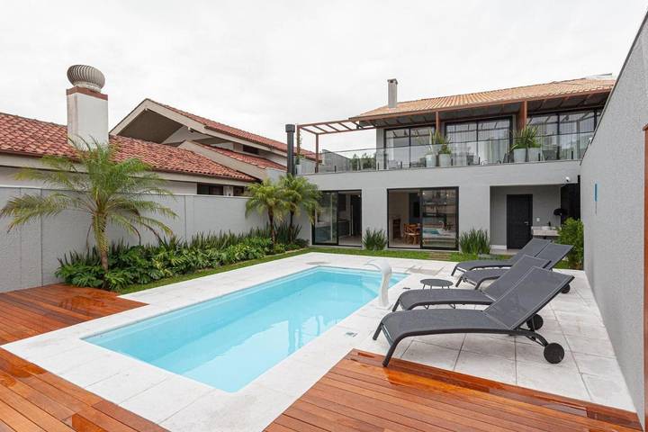 Casas e apartamentos de temporada para 2 pessoas, com jardim e piscina em Passo de Torres