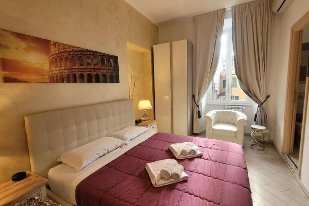 Ganze Wohnung, Rome Central Rooms ; Double Room with Private Bathroom in Rom, Rom Provinz