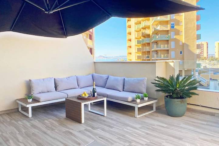 Finca für 7 Personen, mit Pool und Garten sowie Balkon in La Manga