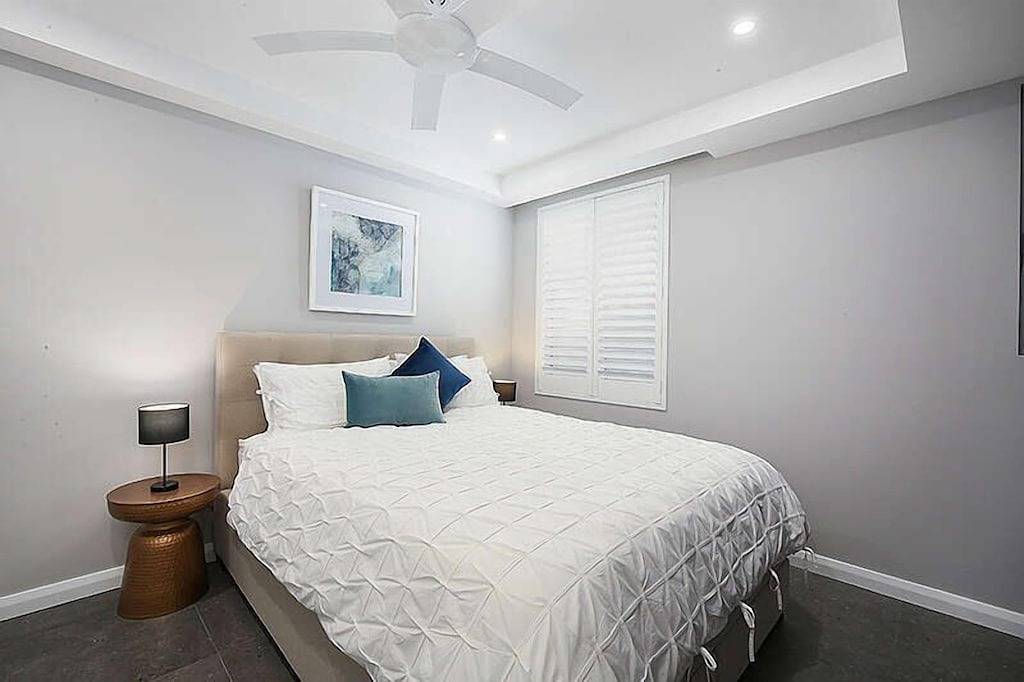 Amazing views and short walk to beach in Terrigal, New South Wales