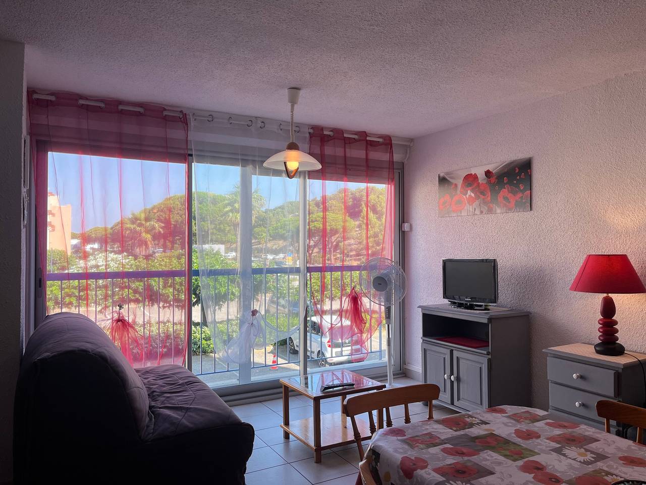 Appartement entier, Spacieux T1 Alcove, 4/6 pers - Centre Gruissan, 400m Plage, Ascenseur, Parking Proche in Gruissan (Ville), Gruissan