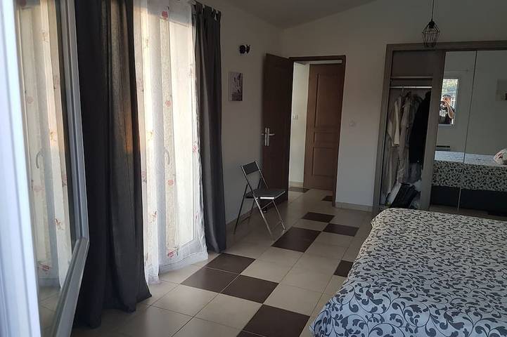 Location de vacances pour 8 personnes, avec terrasse à Bouc-Bel-Air - 4