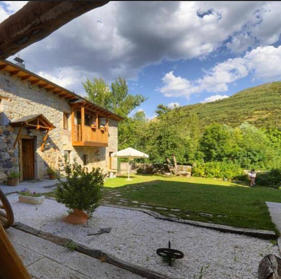 Apartamento de vacaciones para 6 personas, con vistas y jardín - 1