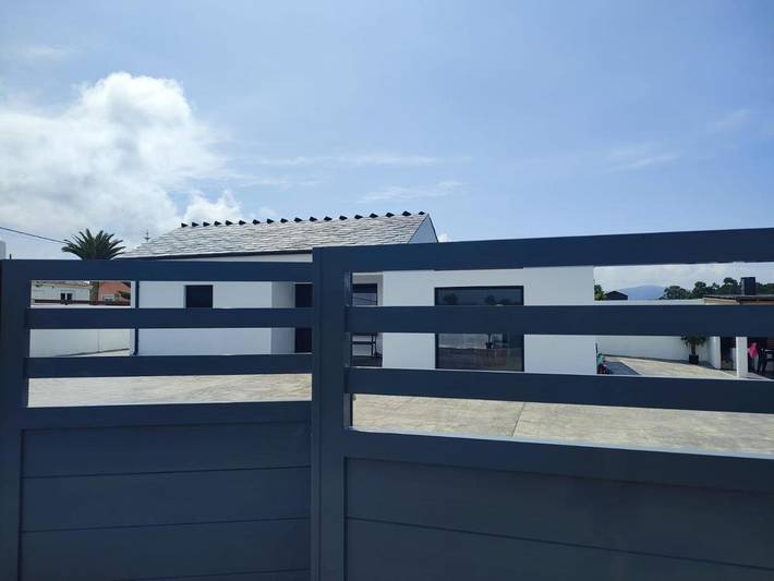 Ferienhaus für 4 Personen, mit Pool und Ausblick sowie Terrasse - 1