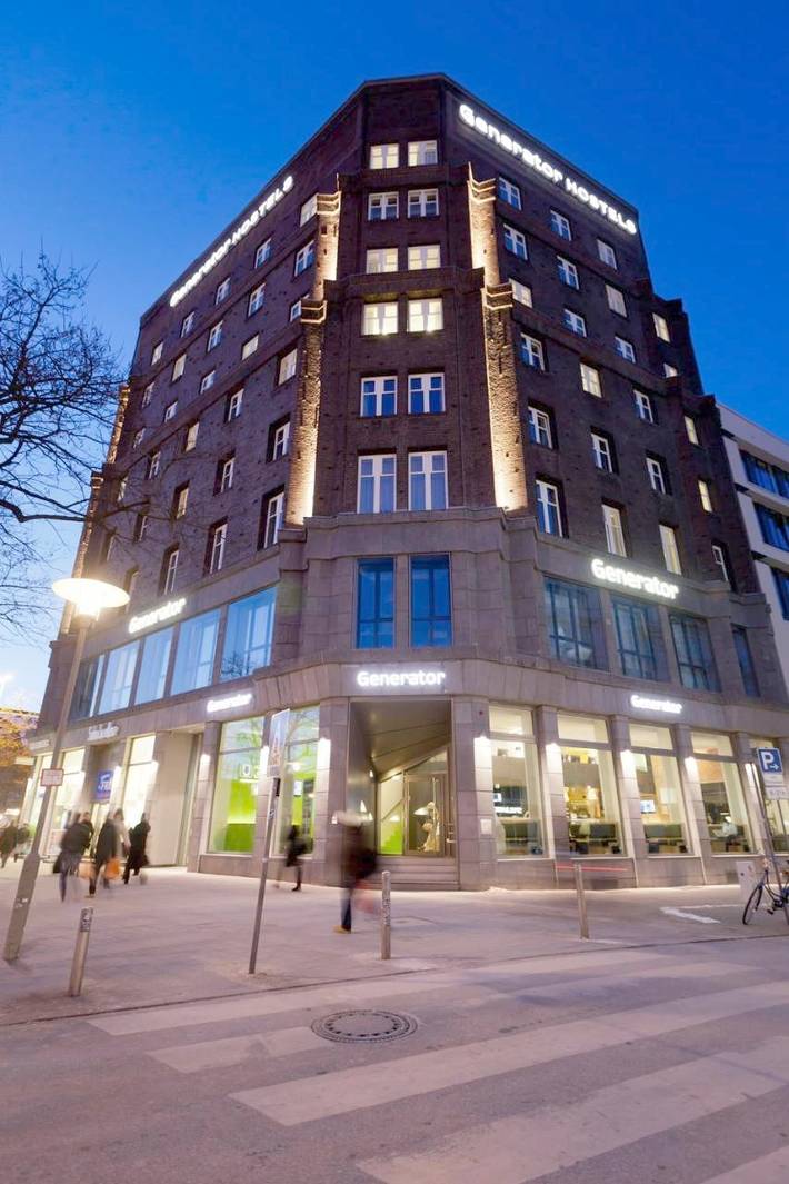 Hostel für 10 Personen, mit Terrasse in Hamburg-Mitte