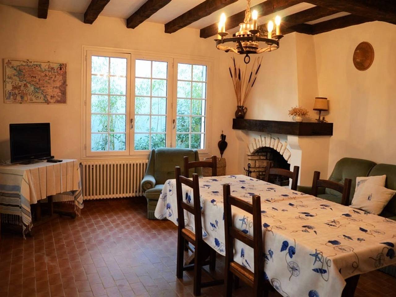 Maison familiale avec jardin clos, à 400m de la plage et proche commerces, La Tranche-sur-Mer in La Tranche-sur-Mer, Vendée