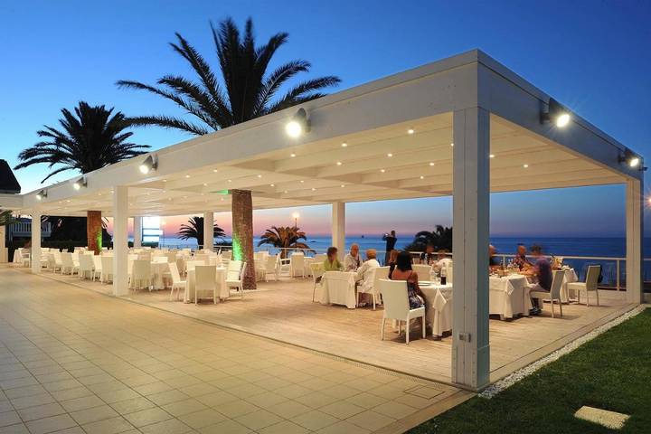 Appartamento, con Balcone e Terrazza nonché Giardino e Piscina a Casalbordino