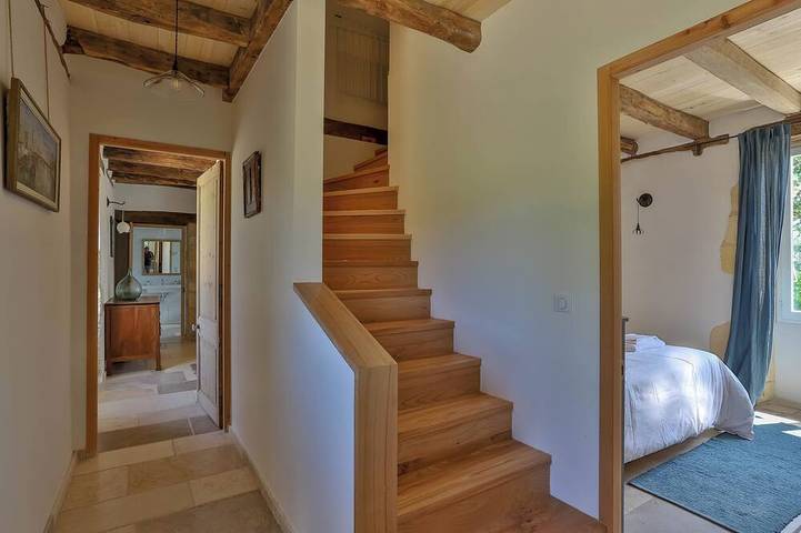 Gîte pour 9 personnes, avec Terrasse et Jardin à Saint-Vincent-de-Cosse - 4