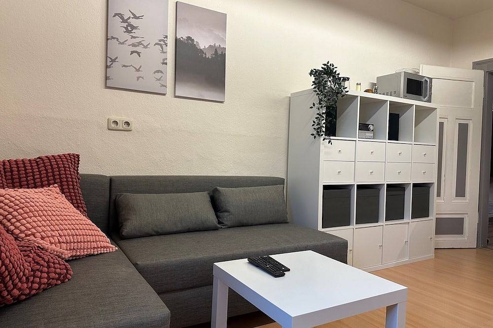 Appartamento intero, Gemütliche Ferienwohnung in der Alten Schule in Roth Direkt am Lahntalradweg in Weimar (Lahn), Lahntal