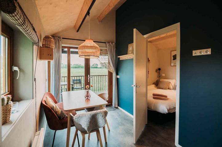 Gemütliche 4-Personen-Lodge mit Whirlpool bei Ruinerwold, Drenthe in Ruinerwold, Drenthe