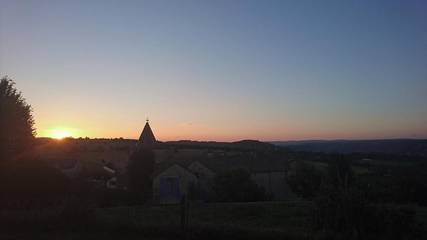 Gîte pour 4 personnes, avec terrasse et vue à Saint-Georges-de-Lévéjac
