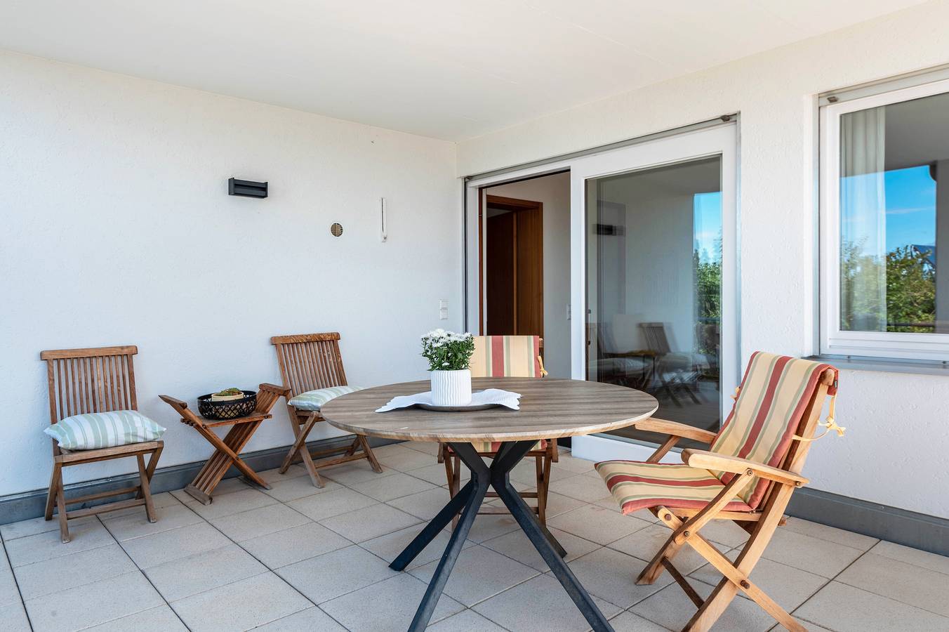 Ganzes Studio, Studio 'Die Ferienwohnung' mit Privatterrasse und Wi-Fi in Bad Bellingen, Südschwarzwald