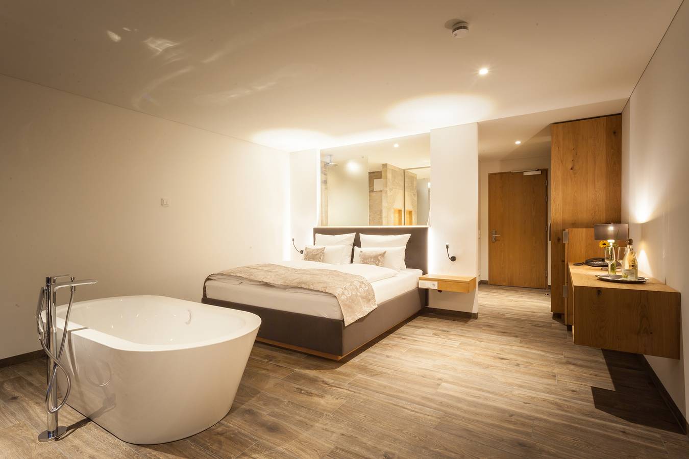 Deluxe Doppelzimmer mit Küchenzeile in Hilzingen, Hegau