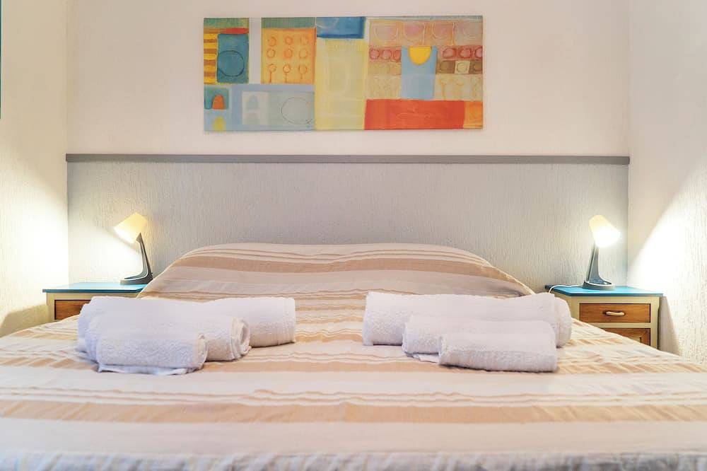 Sea Front! Villa with Exclusive Panoramic Terrace. in Santa Marinella, Rome Province