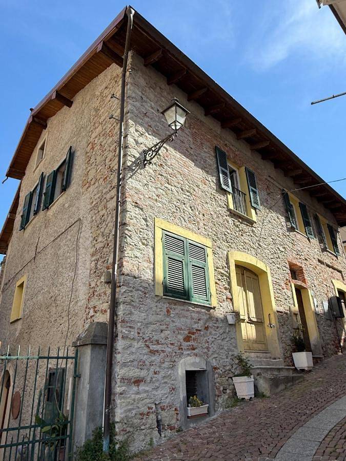 Appartement de vacances pour 6 personnes, avec vue ainsi que jardin et balcon