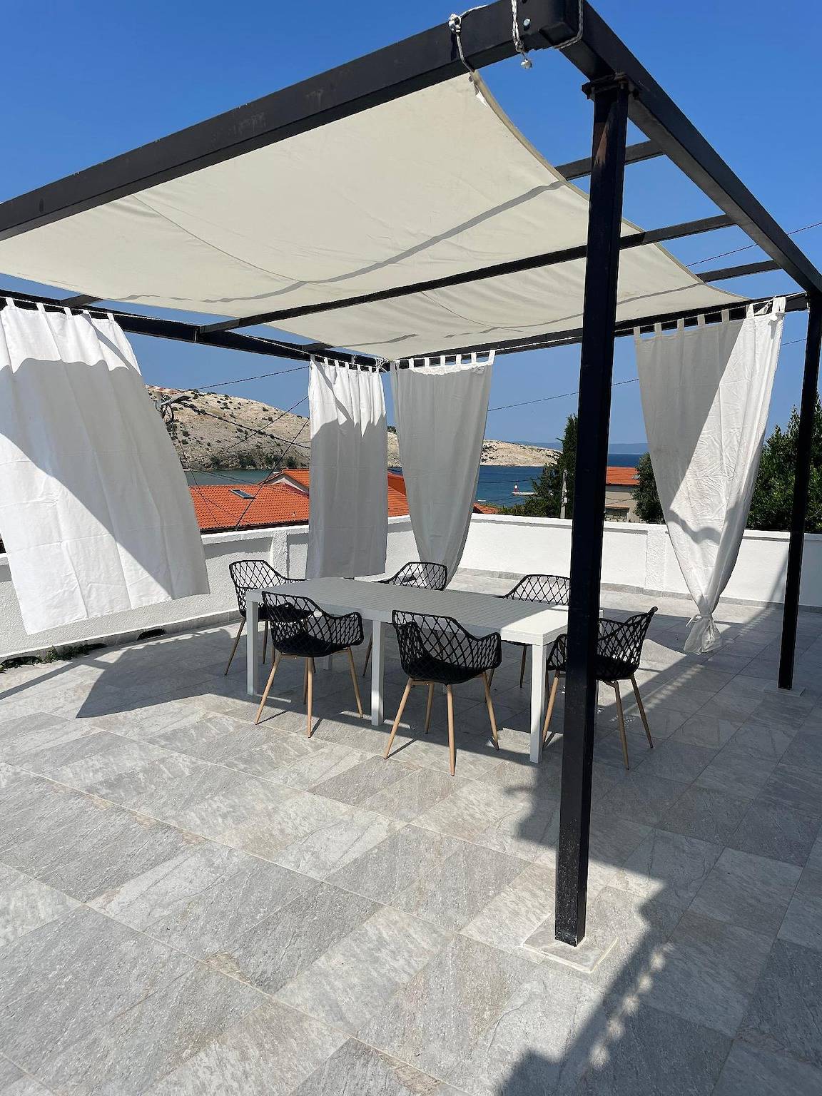 Appartamento intero, Appartamento vacanza per 5 Persone ca. 80 qm in Lopar, Golfo del Quarnero (Rab) in Loparo, Rab