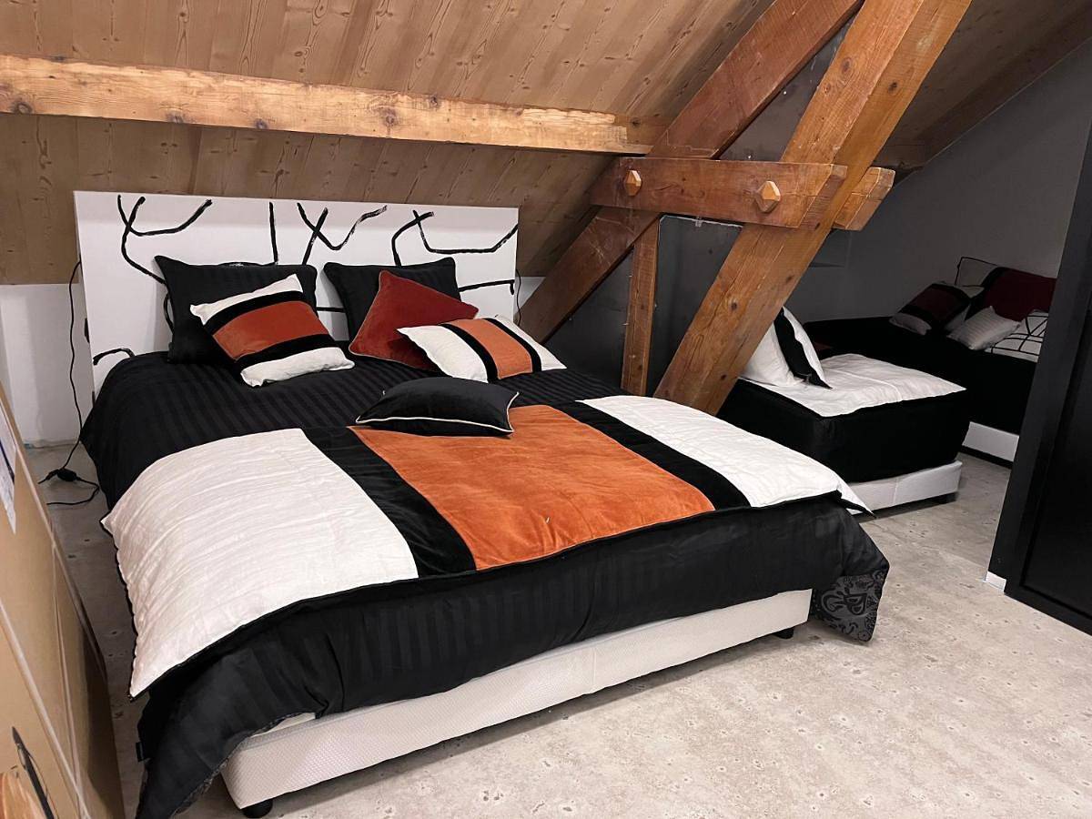 Quadruple Room with Shower in Bourg-Saint-Maurice, Région d'Albertville