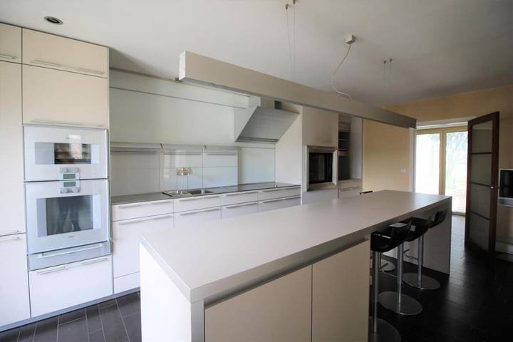 Location de vacances pour 20 personnes, avec jacuzzi et piscine ainsi que sauna et jardin, animaux acceptés dans Essarts-en-Bocage - 4