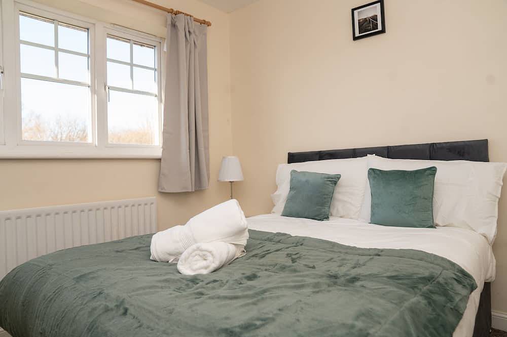 Spacious 3 Bed House In Ashford with En-Suite in Ashford, Ashford region