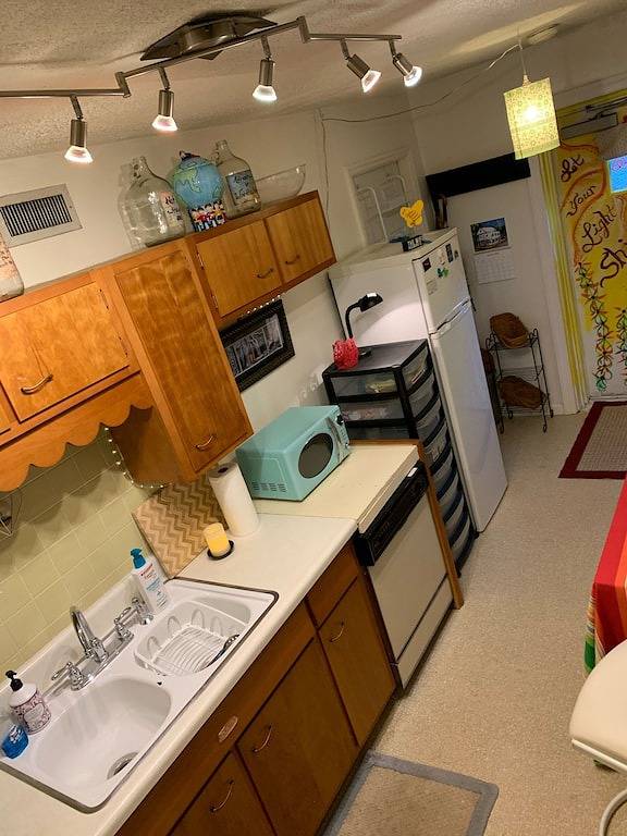 Ganze Wohnung, Ruhige Gypsy Vagabond Suite in der Nähe von Bergen, Flughafen & Universität von Tn in Knox County (TN)