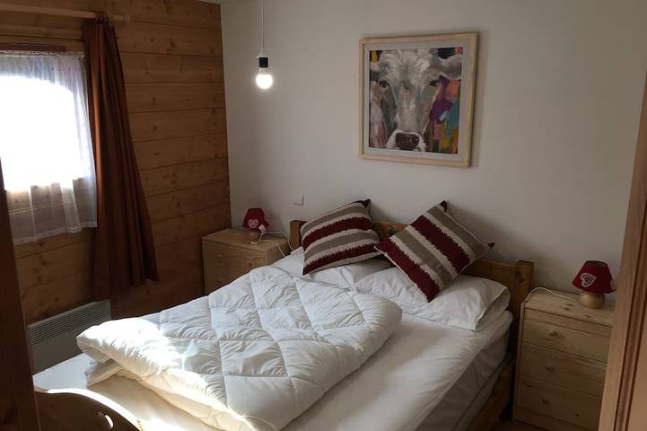 Entire apartment, Spacious 3 Bedroom Apartment Right on the Slopes in Station de Morillon, Grand Massif