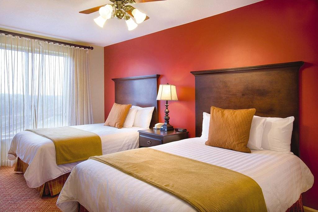 Geräumige 2Br 10 Minuten südlich von Dc w / Free Wifi, kostenlose Parkplätze und U-Bahn-Zugang in Alexandria (VA), Alexandria City