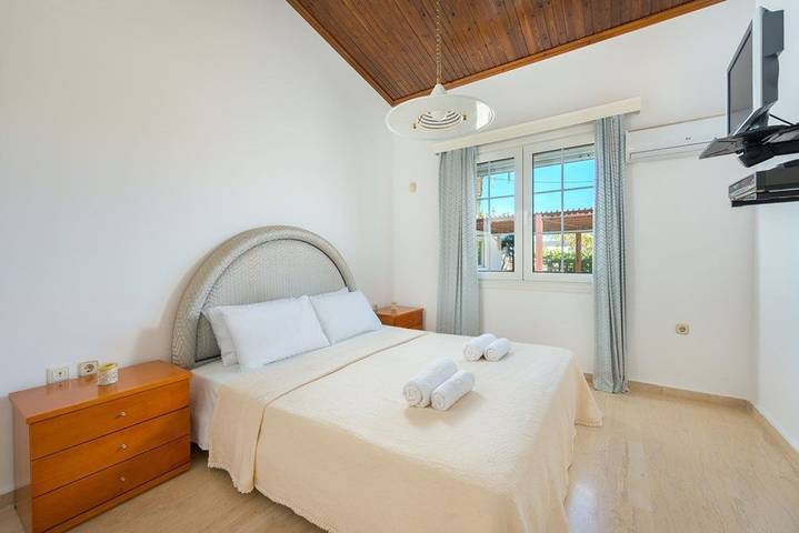 Villa pour 14 personnes, avec Vue sur l’océan et Terrasse dans Rhodes - 4