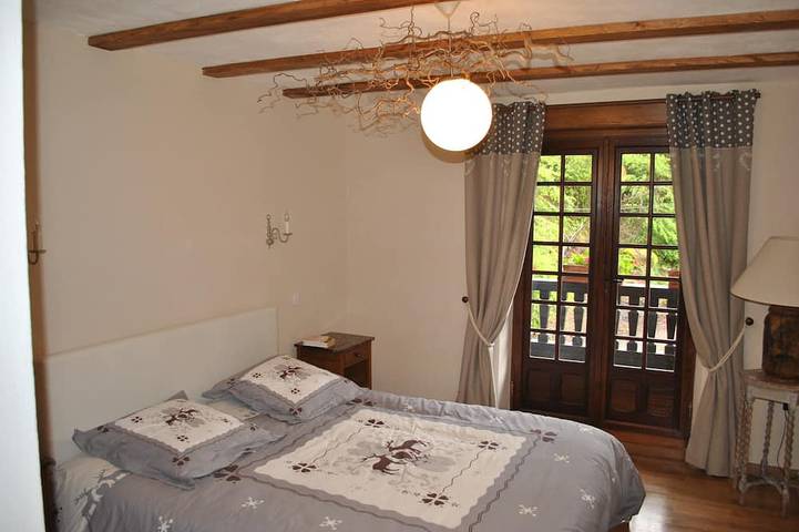 Location de vacances pour 12 personnes, avec piscine ainsi que jardin et sauna à Lohr (homonymie) - 4