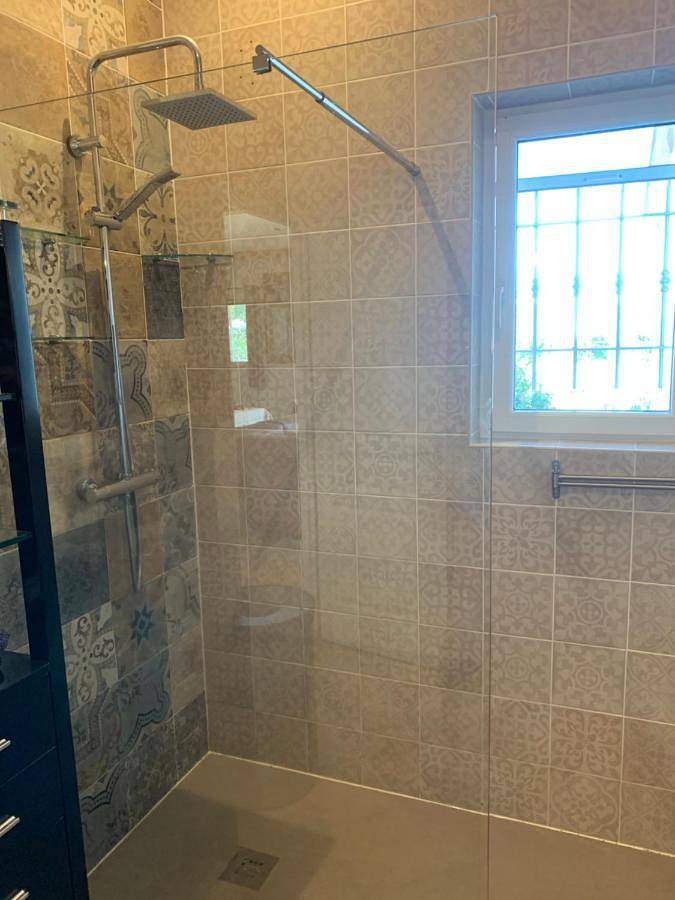 Villa tout confort avec piscine privée in Ventiseri, Arrondissement de Corte