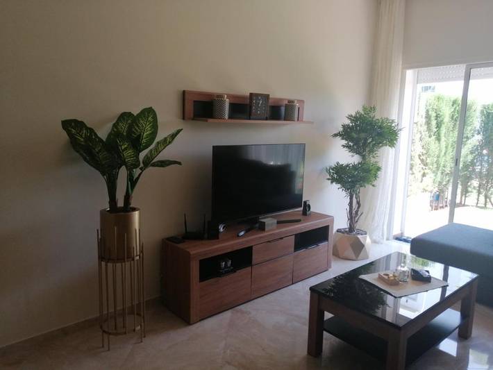 Apartamento de vacaciones para 5 personas, con terraza además de vistas y piscina - 1
