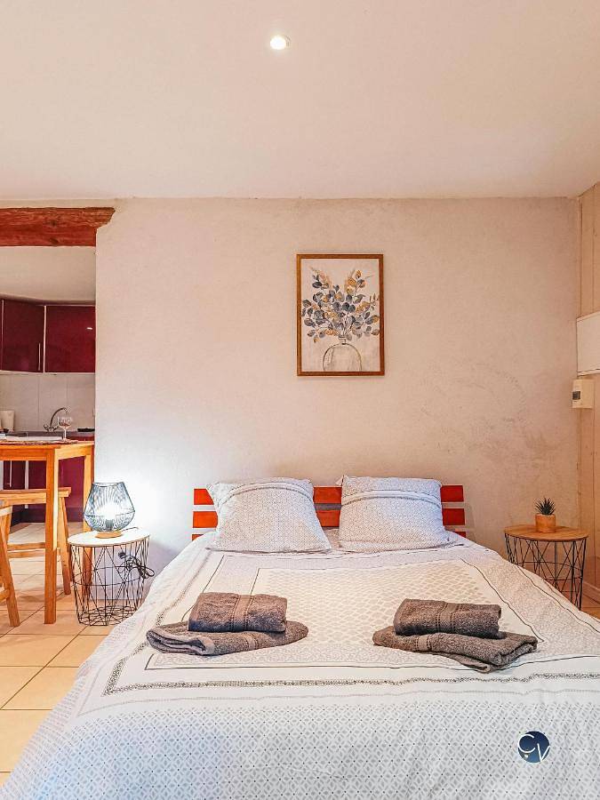 Appartement entier, Studio en Ardèche, calme et nature au rendez-vous in Saint-Montan, Privas (arrondissement)