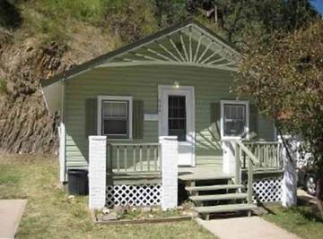 Vacation Rental for 4 Guests in Deadwood, Black Hills, Picture 3