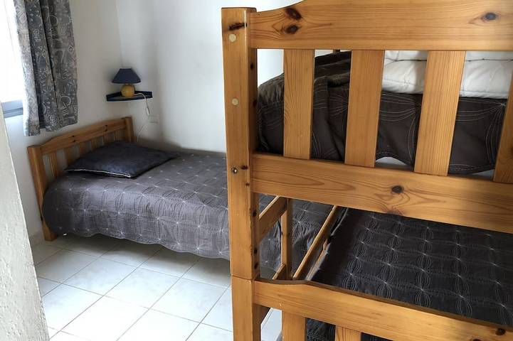 Location de vacances pour 6 personnes, avec terrasse et jardin, animaux acceptés dans Plage de Fautea - 2