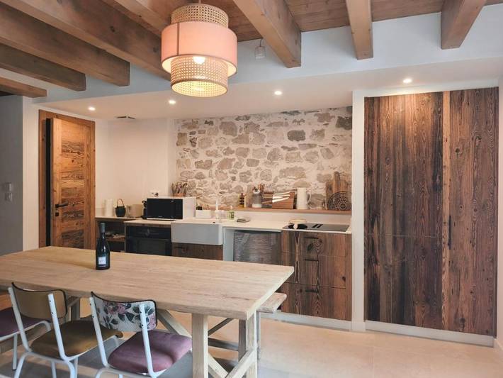 Location de vacances pour 8 personnes, avec vue et terrasse ainsi que sauna et jardin dans Plage De La Chatiere Conjux - 2