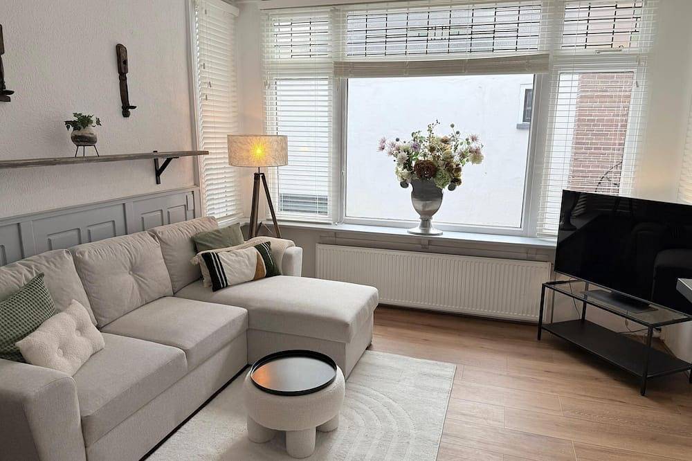 Charming 1-bedroom house in delightful Apeldoorn with Wifi in Apeldoorn, Veluwe