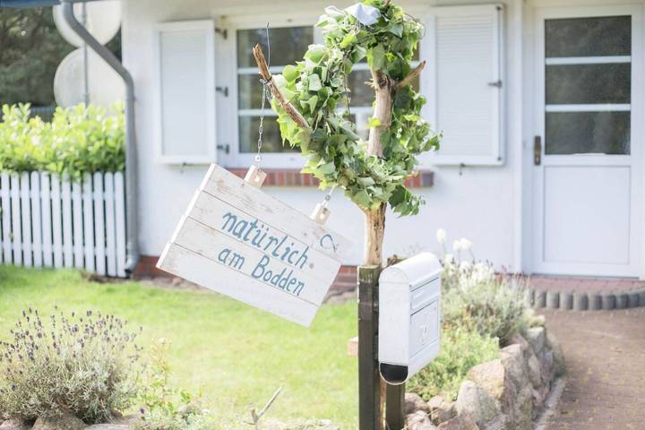 Ferienhaus für 8 Personen, mit Terrasse und Garten sowie Seeblick und Ausblick in Fuhlendorf