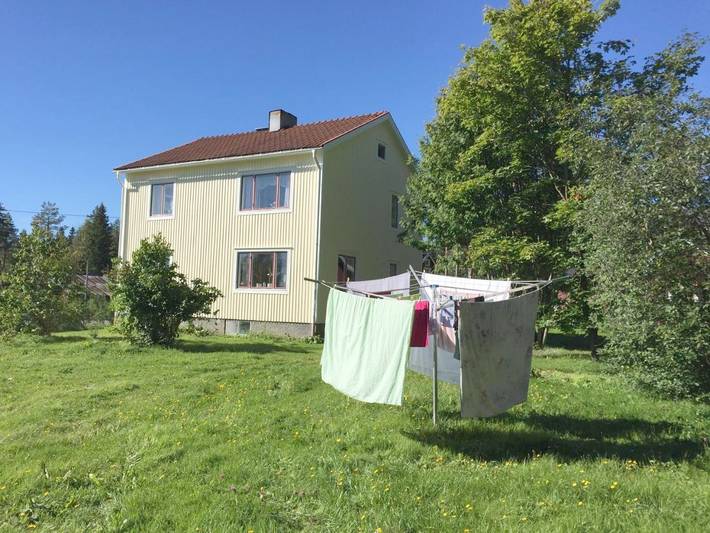 Hus på landet för 2 Personer, med Balkong samt Terass och Trädgård och Sjöutsikt i Skellefteå