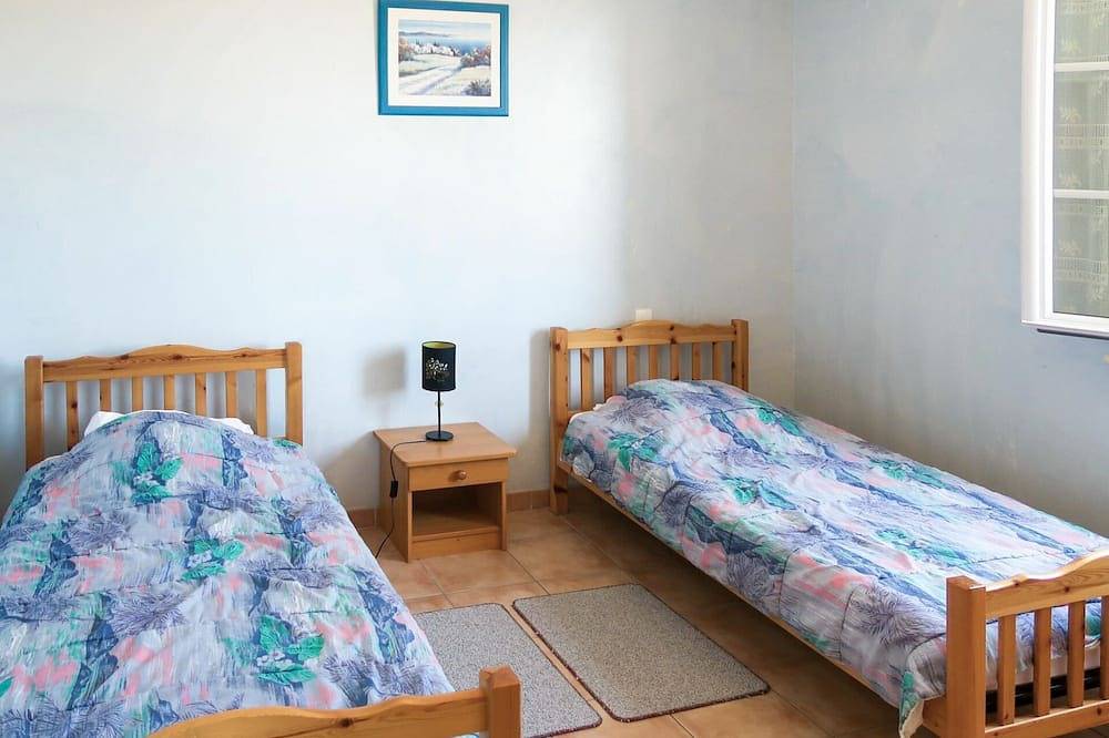 Magnifique maison de vacances privée pour 8 personnes avec Wifi, Tv et terrasse in Valréas, Enclave de Valreas