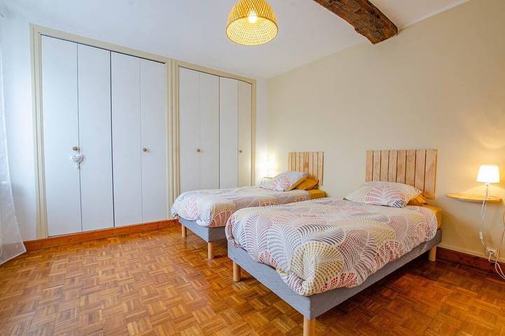 Location de vacances pour 6 personnes, avec jardin dans Mailly-le-Camp - 4