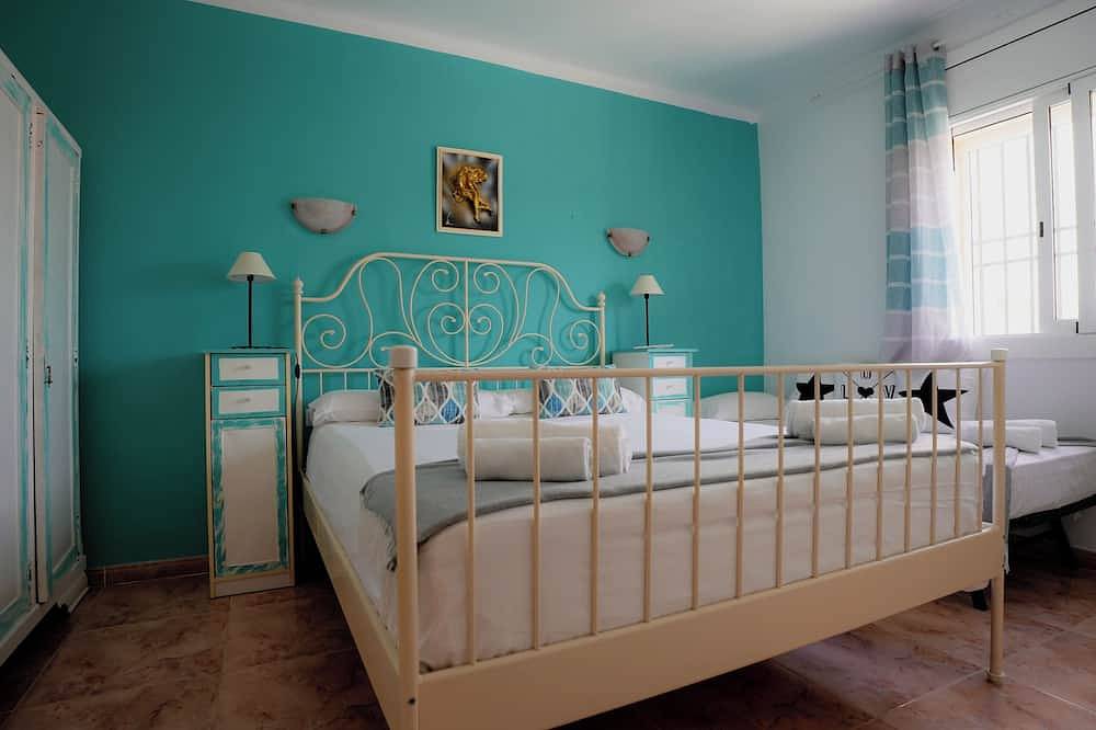 Relax in a cozy environment where your dog is also welcome. in Cubelles, Garraf