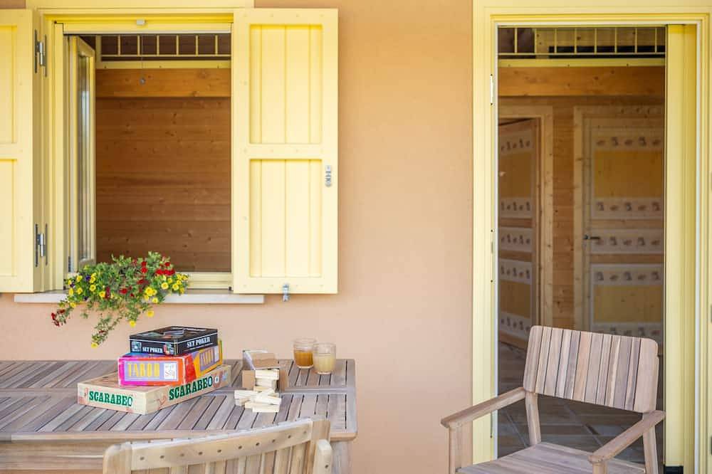 Apartamento entero, Casita de madera con porche y jardín in Spoleto, Provincia de Perugia