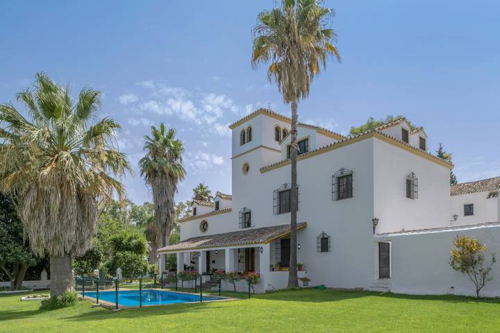 Maison de campagne pour 16 personnes, avec jardin - 1