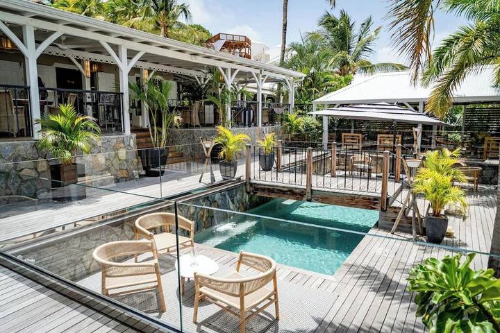 Hôtel pour 3 personnes, avec piscine ainsi que vue et jardin