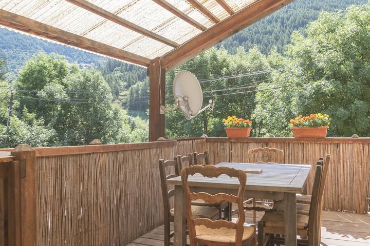 Ganze Wohnung, Ferienwohnung für 8 Personen mit Garten in Saint-Paul-sur-Ubaye, Barcelonnette und Umgebung