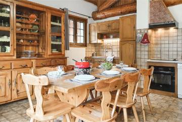 Chalet pour 8 Personnes dans Lanslebourg-Mont-Cenis, Parc National de la Vanoise, Photo 3