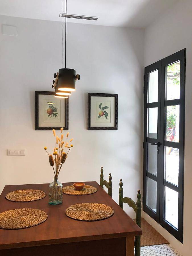 Location de vacances pour 4 personnes, avec Terrasse ainsi que Jardin et Vue à Foios
