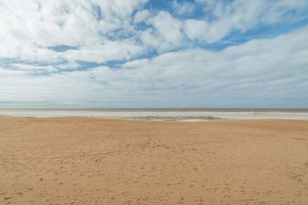 Apartamento entero, Espinho Seawalk And Seaview by Vacationy in Espinho, Distrito de Aveiro