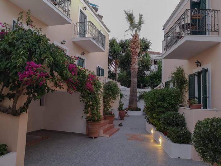 Maison d’hôte pour 2 personnes, avec jardin dans Spetses - 4